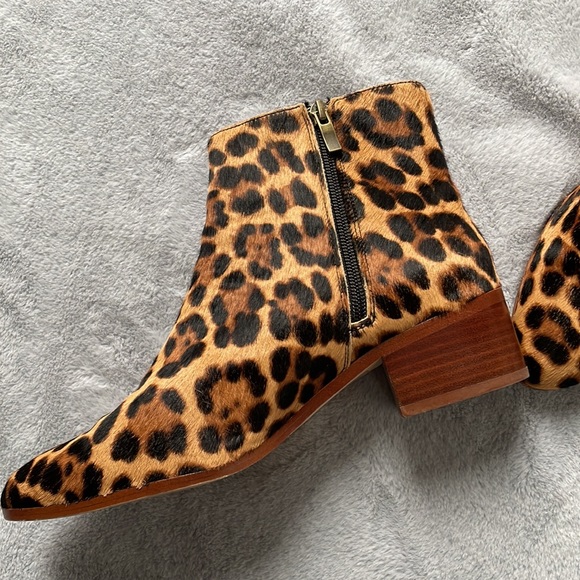 J. Crew Leopard Ankle Boots Calf Hair 9 - Picture 2 of 5